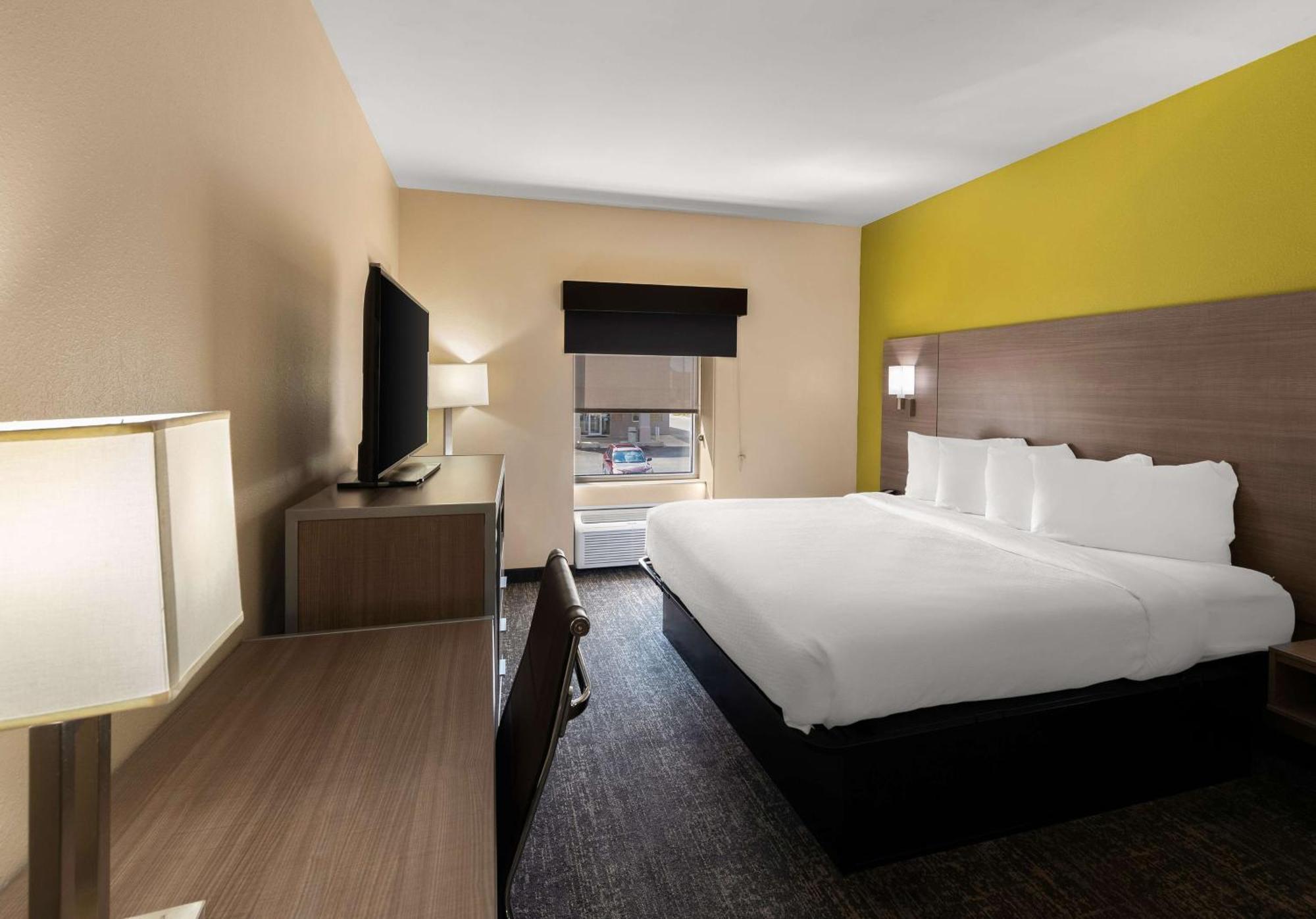 Best Western Adena Inn Chillicothe Bagian luar foto